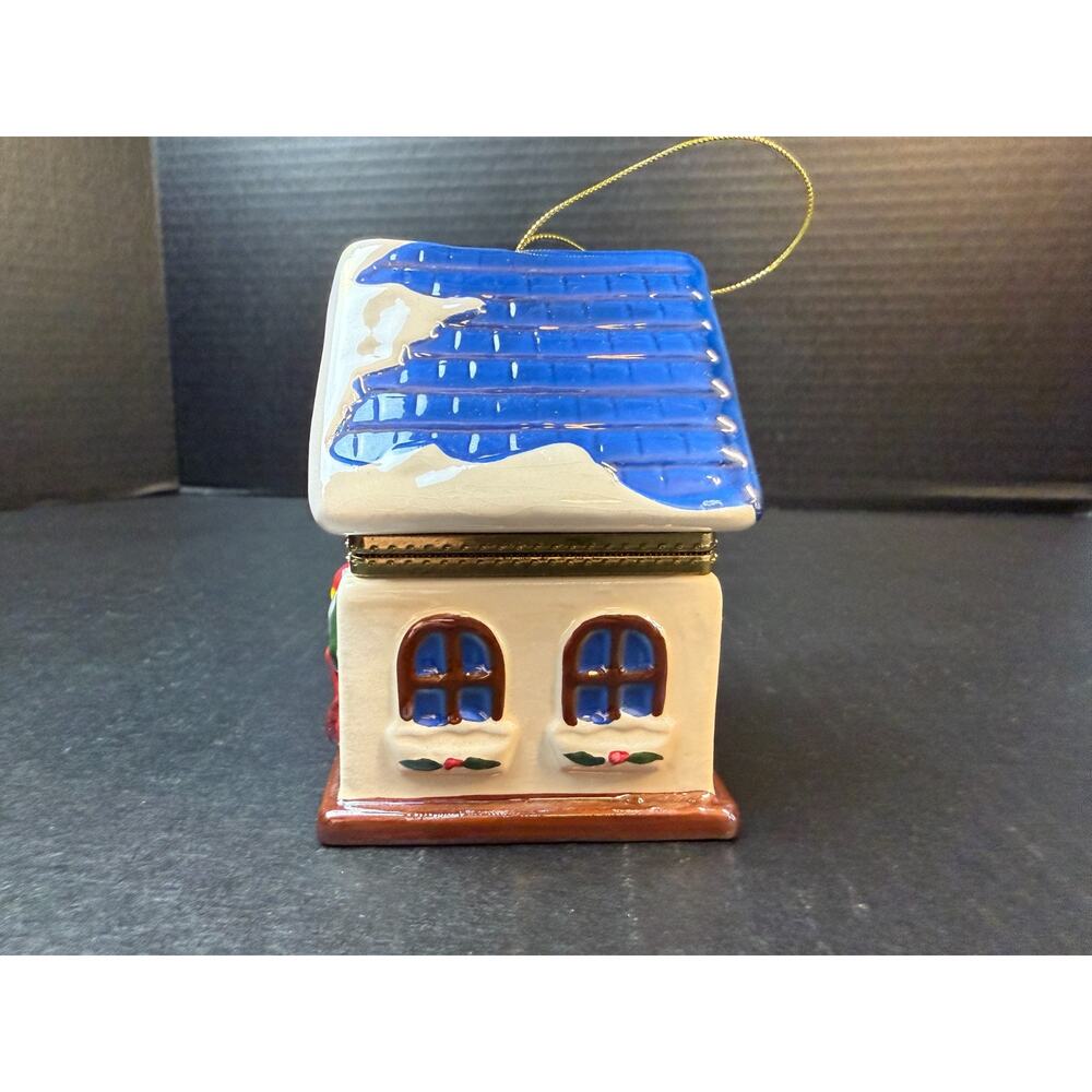 Mr. Christmas Music Box Bird House Animated Ornament Plays "Jingle Bells" - Picture 6 of 11